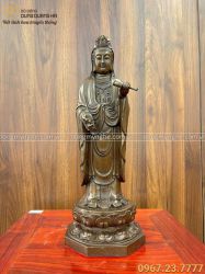 Tượng Quan Âm bằng đồng ngự đài sen hun giả cổ 40x13x13cm nặng 3kg