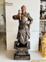 Tượng Trần Quốc Tuấn mang áo giáp cao 1m25 khảm tam khí kỹ