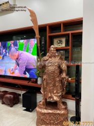 Tượng Quan Vân Trường chống trường đao bằng đồng đỏ cao 1m65