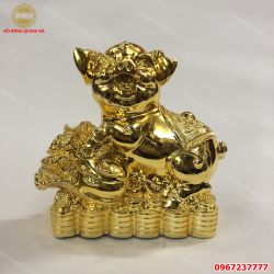 Lợn vàng phong thủy ôm củ cải đẹp nhất 2019