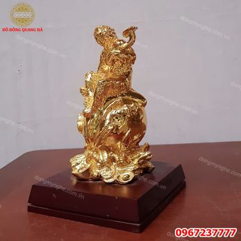 Tượng khỉ phong thủy bồng hốt ngọc Như Ý có ý nghĩa gì?