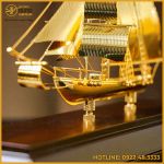 Quà tặng thuyền buồm đồng vàng mạ vàng cao 30cm