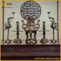 Bộ ngũ sự song long chầu nguyệt đồng đỏ khảm tam khí dát điểm vàng cao 60cm