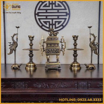 Bộ ngũ sự đỉnh vuông song long chầu nguyệt đồng vàng hai công nghệ cao 65cm