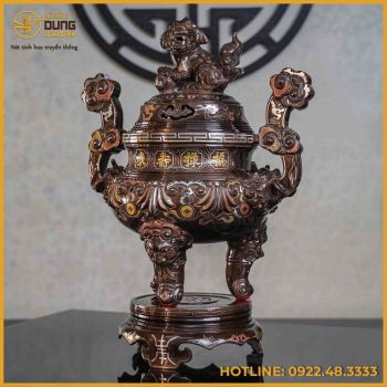 Đỉnh đồng đỏ khảm ngũ sắc chạm sòi cao 50cm