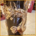 Đôi lộc bình song long chầu nguyệt đồng đỏ cạo màu