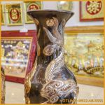 Đôi lộc bình song long chầu nguyệt đồng đỏ cạo màu