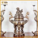 Bộ tam sự hạc đồng đỏ khảm ngũ sắc chạm long phụng chầu nguyệt