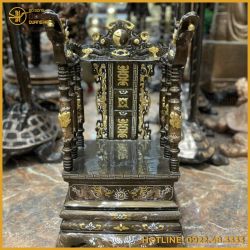 Ngai thờ đẹp bằng đồng đỏ khảm tam khí dát điểm vàng cao 68 cm