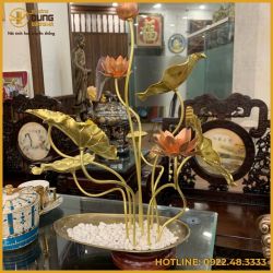 Bó sen 9 cành bằng đồng vàng làm màu độc đáo