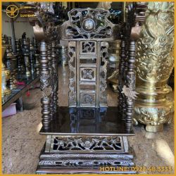 Ngai thờ gia tiên cao 68cm bằng đồng đỏ hun màu cổ kính