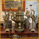 Bộ tam sự hạc chạm hoa sòi đồng vàng hai công nghệ
