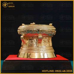 Quà tặng trống đồng mạ vàng đường kính 20cm