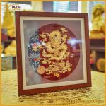 Quà tặng tranh rồng dát vàng kích thước 30x30cm