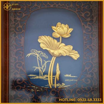 Quà tặng tranh hoa sen bằng đồng dát vàng kích thước 31x25cm