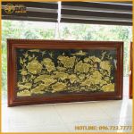 Tranh hoa sen đồng vàng nền đen cao cấp