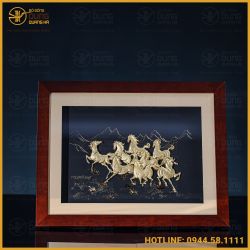 Tranh Bát Mã Truy Phong đồng vàng mạ vàng
