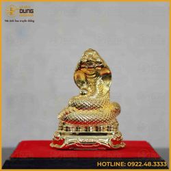 Tượng rắn đồng vàng mạ vàng kích thước 17x13cm nặng 1kg