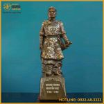 Tượng Quang Trung đồng đỏ khảm tam khí cao 52cm