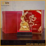 Hộp quà tặng rắn ngậm tiền đồng vàng dát vàng cao 29cm