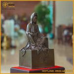 Tượng Quan Âm Tự Tại đồng vàng hun cao 40cm