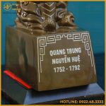 Tượng Quang Trung đồng đỏ khảm tam khí cao 52cm