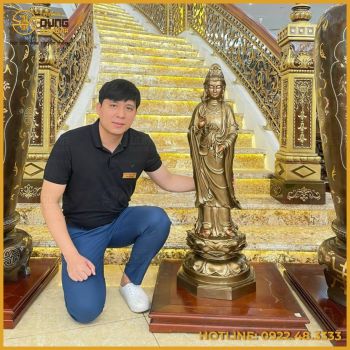 Tượng Phật Quan Âm dáng đứng đồng đỏ làm màu