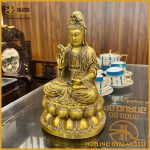 Tượng Quan Thế Âm Bồ Tát vàng cao 30cm