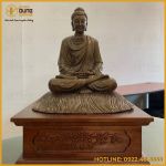 Tượng Phật Thích Ca ngồi thiền bằng đồng đỏ làm màu cổ kính