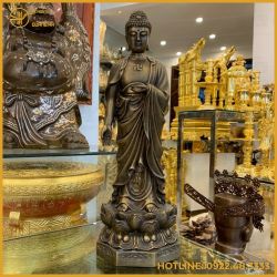 Tượng Đức Phật A Di Đà bằng đồng hun nâu cổ kính