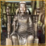 Tượng cụ tổ bằng đồng đỏ làm màu