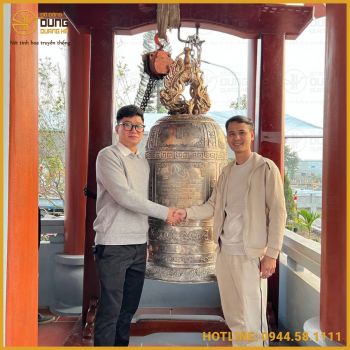 Đúc chuông 444 kg tại chùa Cổ Hiền Tự ở thôn Cổ Lãm- Bình Định - Lương Tài - Bắc Ninh