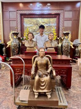 Đồ đồng Dung Quang Hà hoàn thành và bàn giao hai pho bán thân 60cm, một pho ngồi 90cm tại Hà Nam